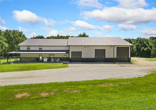 4th image of 13136 N Cedar Grove Rd, Lead Hill, AR 72644 | MLS# 1352508