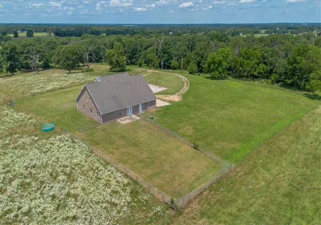 Homes for sale in Decatur, AR | 20339 Falling Springs Rd, Decatur, AR 72722 | MLS# 1352444