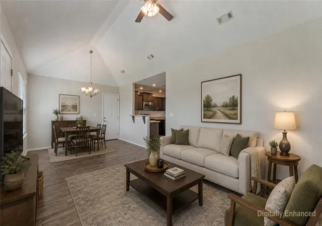3rd image of 824 Brook St, Gentry, AR 72734 | MLS# 1350908