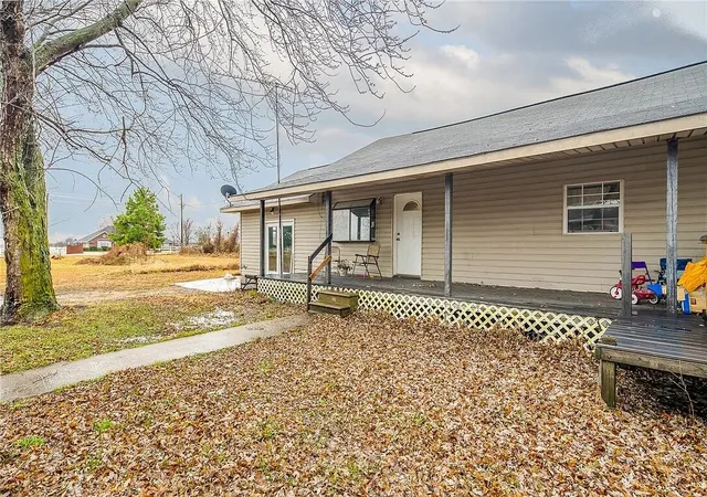 2nd image of 23540 Hwy 12, Gentry, AR 72734 | MLS# 1352593