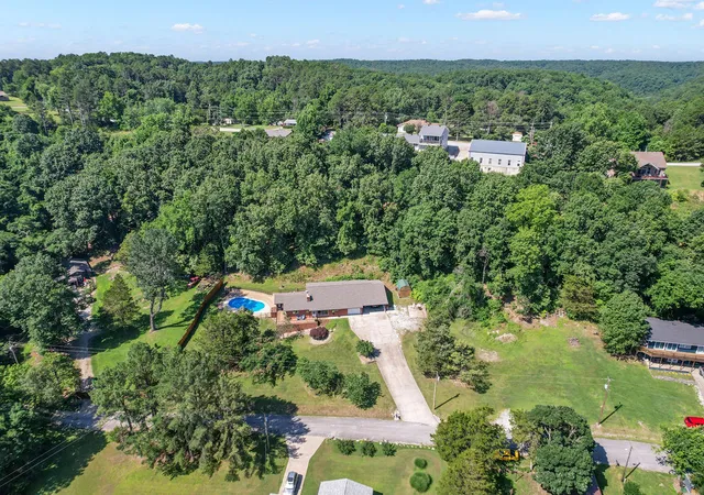 Photo 1 of Single family home for sale at 19045 Pinecrest Ln, Rogers, AR 72756 | MLS# 1352485 | Listing updated on 2026-08-27
