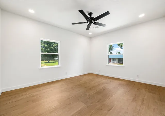 4th image of 18 Sue St, Western Grove, AR 72685 | MLS# 1352594