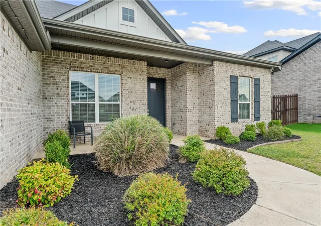 Homes for sale in Centerton, AR | 1320 Paragon, Centerton, AR 72719 | MLS# 1352470