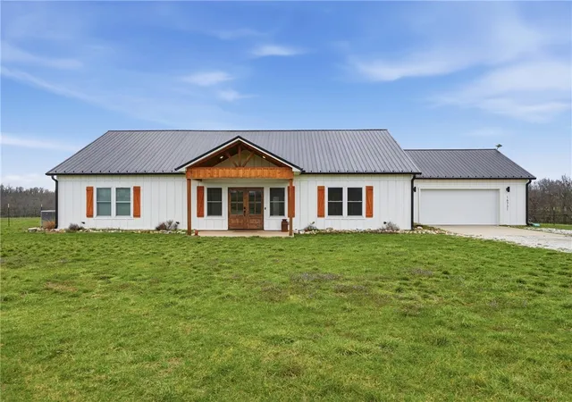 1st image of 16731 Patton Rd, Pea Ridge, AR 72751 | MLS# 1352568