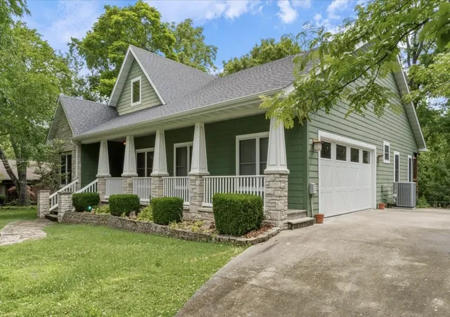 1st image of 16 Judah St, Eureka Springs, AR 72632 | MLS# 1352164