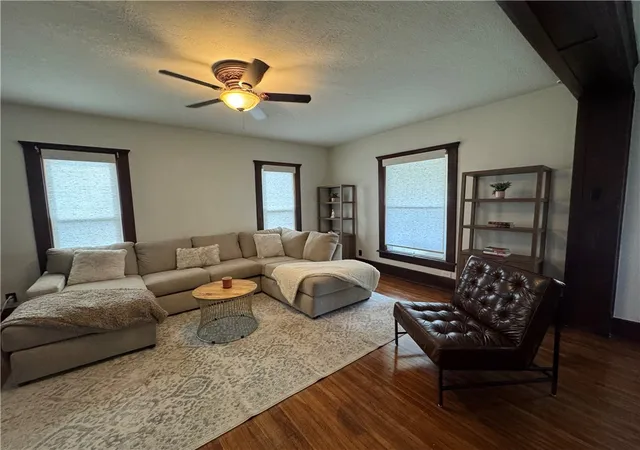 Photo 4 of Single family home for sale at 411 N Broadway St, Siloam Springs, AR 72761 | MLS# 1352646 | Listing updated on 2026-09-23