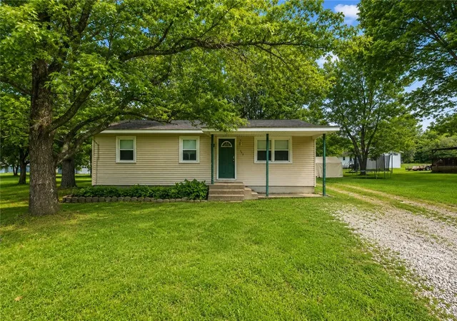 2nd image of 362 S Napier Ave, Fayetteville, AR 72701 | MLS# 1352469