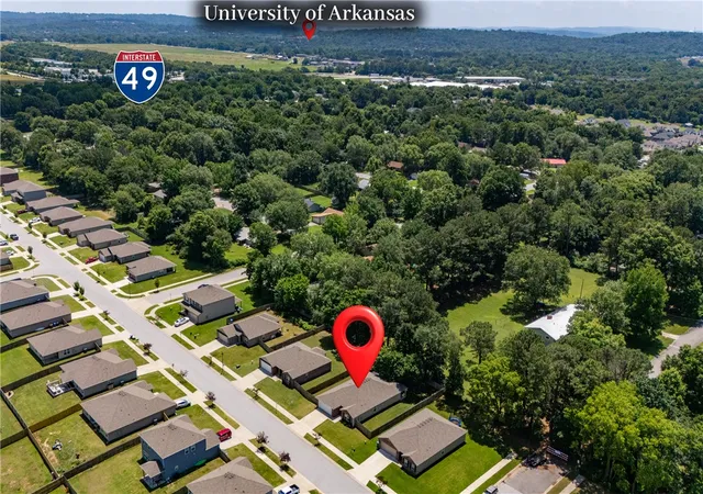 5th image of 2941 W Emil Dr, Fayetteville, AR 72704 | MLS# 1352365