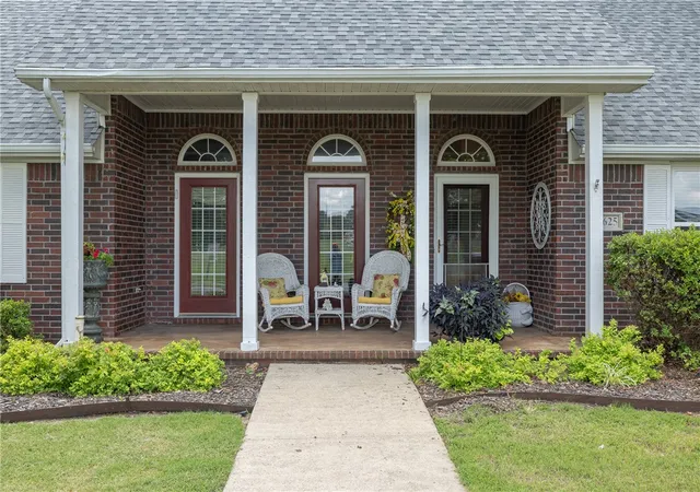 Photo 1 of Single family home for sale at 6625 Elizabeth Ave, Springdale, AR 72762 | MLS# 1352222 | Listing updated on 2026-06-19