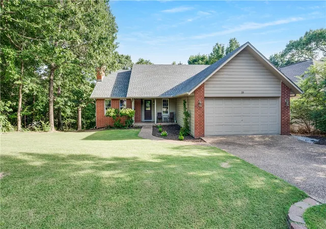 1st image of 25 Lonsdale Dr, Bella Vista, AR 72715 | MLS# 1352613