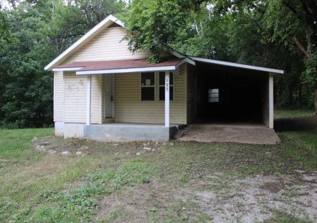Homes for sale in Pyatt, AR | 125 W Bradford St, Pyatt, AR 72672 | MLS# 1352718