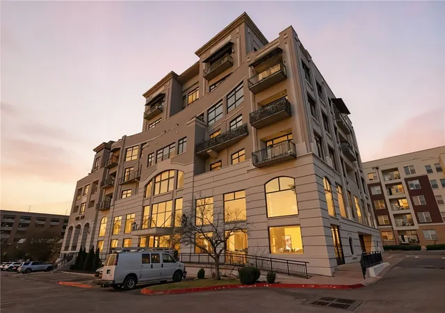 1st image of 401 W Watson St #401, Fayetteville, AR 72701 | MLS# 1352733
