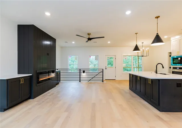 1st image of 4 Lauder Cir, Bella Vista, AR 72715 | MLS# 1352745
