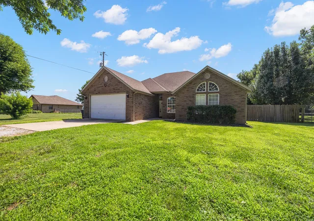 4th image of 725 S Primrose Rd, Lowell, AR 72745 | MLS# 1352699