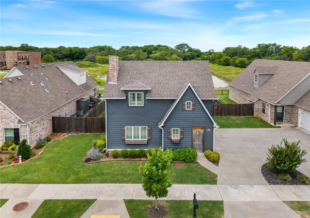 1st image of 247 N Powderhorn Dr, Fayetteville, AR 72704 | MLS# 1352390