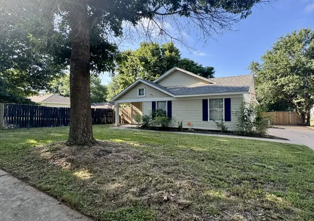 Photo 2 of Single family home for sale at 5651 Legacy St, Fayetteville, AR 72704 | MLS# 1352756 | Listing updated on 2026-06-20
