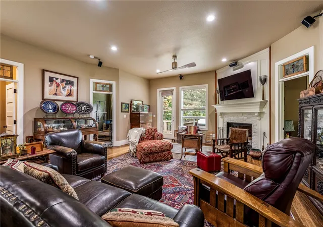 Photo 5 of Single family home for sale at 920 E Amis Rd, Rogers, AR 72756 | MLS# 1352734 | Listing updated on 2026-07-20