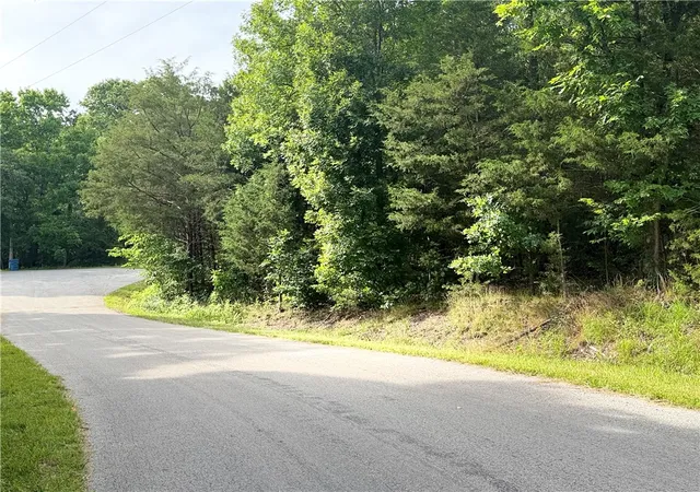 Photo 4 of Land for sale at Lot 10 Seaton Dr, Bella Vista, AR 72714 | MLS# 1352780 | Listing updated on 2026-10-04