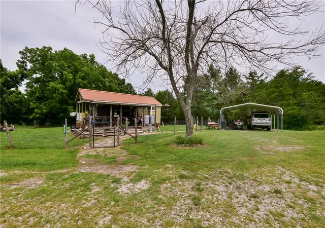 Homes for sale in Cassville, MO | 25086 State Hwy M, Cassville, MO 65625 | MLS# 1352821