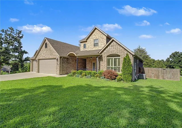 1st image of 33 Ledbetter Ln, Bella Vista, AR 72715 | MLS# 1352762