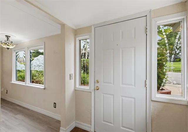 Photo 4 of Single family home for sale at 10007 Summit Dr, Rogers, AR 72758 | MLS# 1352156 | Listing updated on 2026-08-26