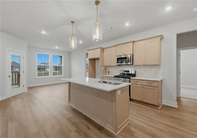 Photo 2 of Single family home for sale at 2300 Cassidy Ct, Siloam Springs, AR 72761 | MLS# 1352767 | Listing updated on 2026-10-10