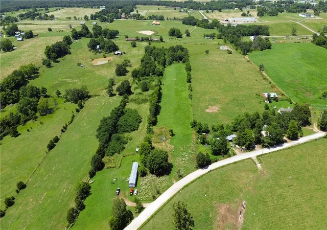 1st image of 20028 Kirklane Rd, Lincoln, AR 72744 | MLS# 1352945