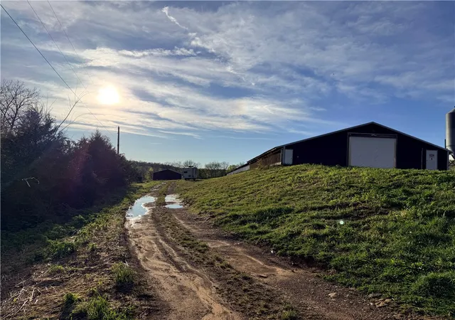 5th image of 17756 Mccord (Wc 40) Rd, Elkins, AR 72727 | MLS# 1351949