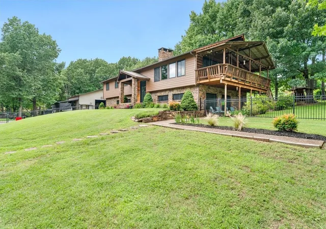 5th image of 204 Shoreline Dr, Springdale, AR 72764 | MLS# 1352777