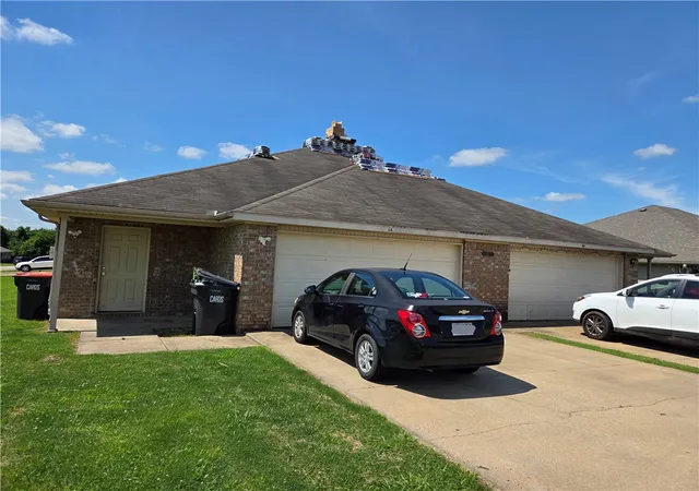 3rd image of 1041 Remington Dr, Springdale, AR 72764 | MLS# 1352960