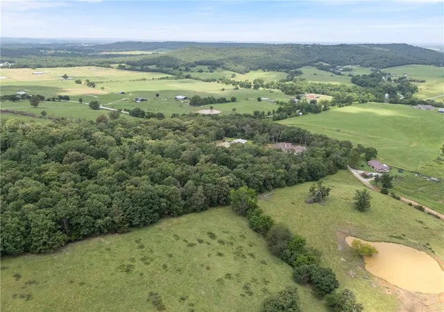 Homes for sale in Hindsville, AR | 239 Madison 7380, Hindsville, AR 72738 | MLS# 1352965