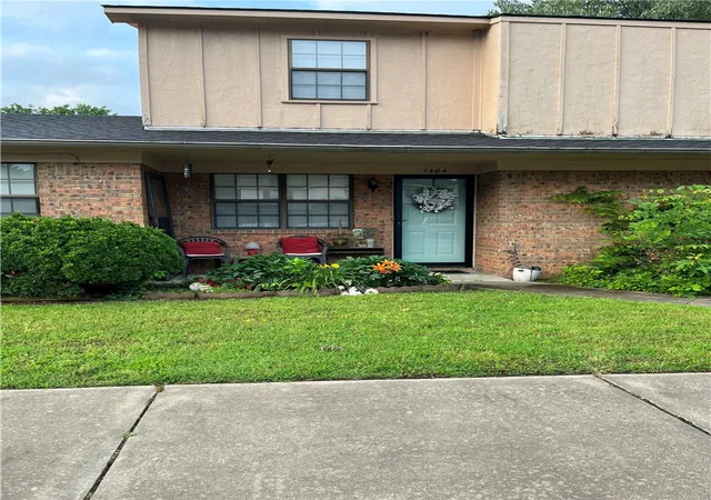 3rd image of 1404 E O St, Russellville, AR 72801 | MLS# 1353031