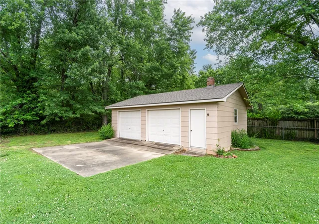 Homes for sale in Rogers, AR | 701 Sumac St, Rogers, AR 72756 | MLS# 1352561