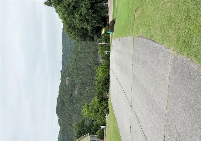 4th image of 24 Appaloosa Dr, Holiday Island, AR 72631 | MLS# 1353026