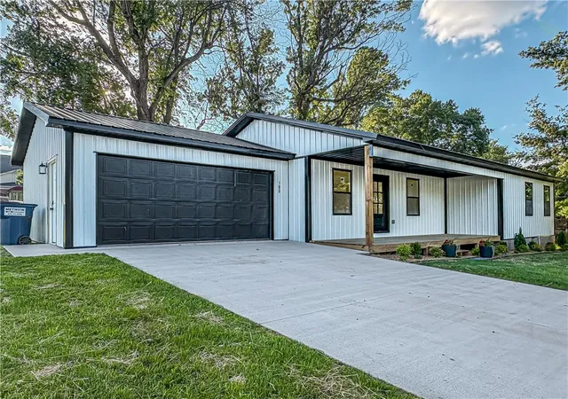 1st image of 180 Creekview Rd, Harrison, AR 72601 | MLS# 1352923