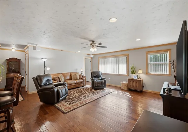 36th image of 11 College St, Eureka Springs, AR 72632 | MLS# 1353007