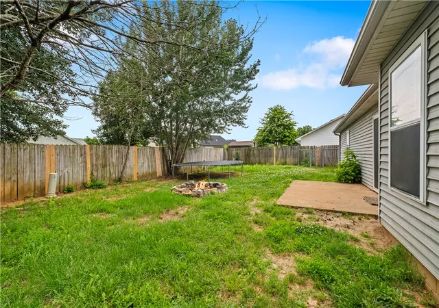 Homes for sale in Gravette, AR | 609 Birmingham St Sw, Gravette, AR 72736 | MLS# 1353020