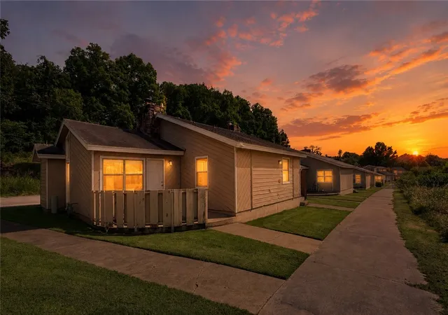 Homes for sale in Siloam Springs, AR | 13799 Turnberry Ln #116, Siloam Springs, AR 72761 | MLS# 1352029