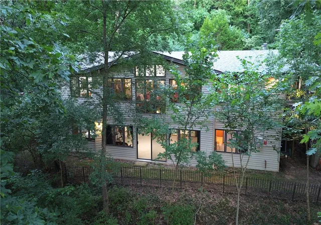 1st image of 1524 N Hunter Dr, Fayetteville, AR 72701 | MLS# 1352808
