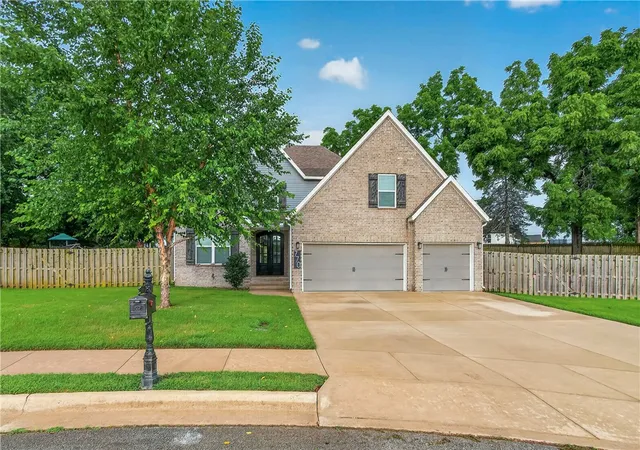 Homes for sale in Centerton, AR | 770 Hawthorn Wy, Centerton, AR 72719 | MLS# 1353054