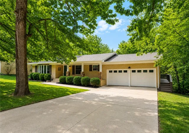 3rd image of 1801 N Applebury Pl, Fayetteville, AR 72701 | MLS# 1353163