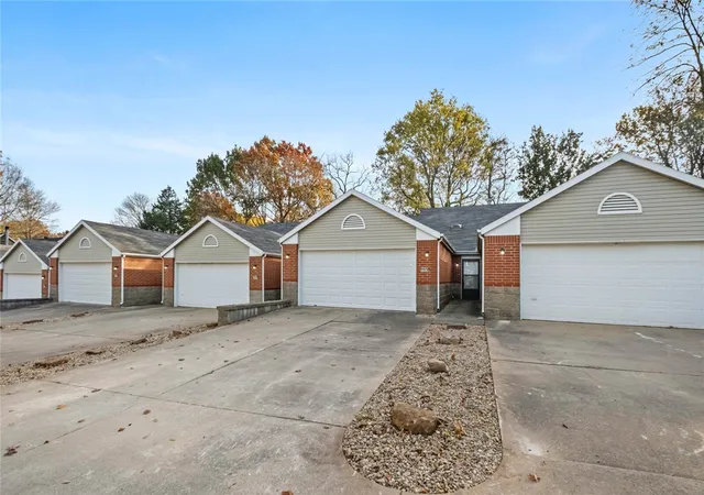 4th image of 2068 N Kantz Ln, Fayetteville, AR 72703 | MLS# 1353083
