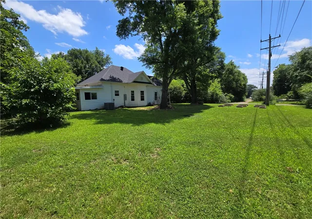 Homes for sale in Ratcliff, AR | 188 W Commercial St, Ratcliff, AR 72951 | MLS# 1353053