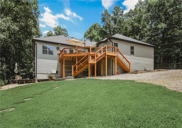 3rd image of 32 Attleborough Ln, Bella Vista, AR 72714 | MLS# 1352774