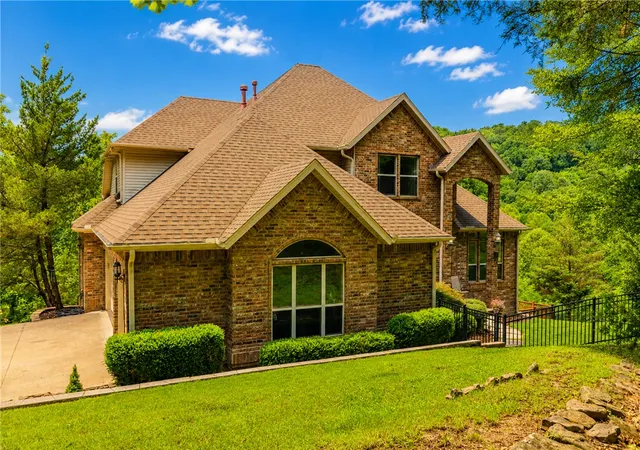 2nd image of 2573 N Fox Trl, Fayetteville, AR 72703 | MLS# 1352963