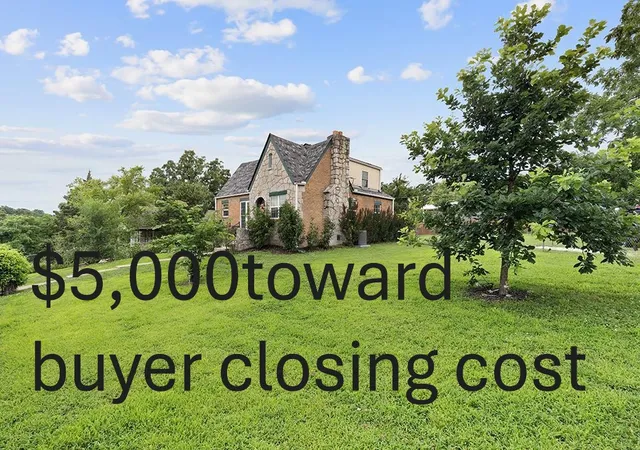 3rd image of 3504 Joplin Ave, Joplin, MO 64804 | MLS# 1353142