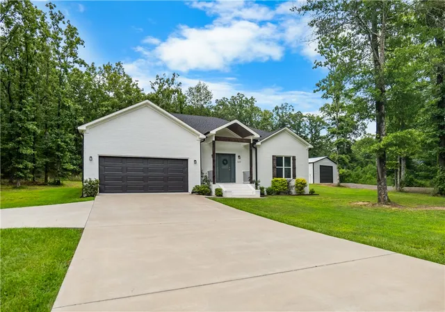 Homes for sale in Conway, AR | 169 Pickles Gap Rd, Conway, AR 72032 | MLS# 1353226