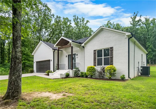 Homes for sale in Conway, AR | 169 Pickles Gap Rd, Conway, AR 72032 | MLS# 1353226