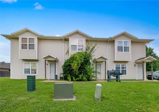 1st image of 372 Erin Pl, Springdale, AR 72764 | MLS# 1352278