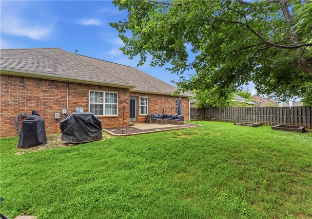 16th image of 319 Bluff Dr, Lowell, AR 72745 | MLS# 1353288